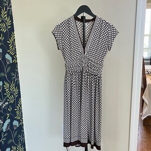 London Times Brown & White Polka Dot V-Neck Ruched Dress Size 4